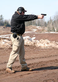 Toneman whacking targets with the SIGP250SC